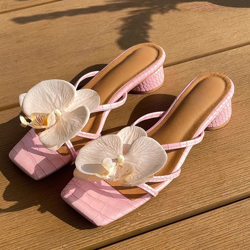 2025 Summer New French Style Floral Fashion Sandals Wo, Popular Versatile European And American Beach Slippers For_vogvips.com