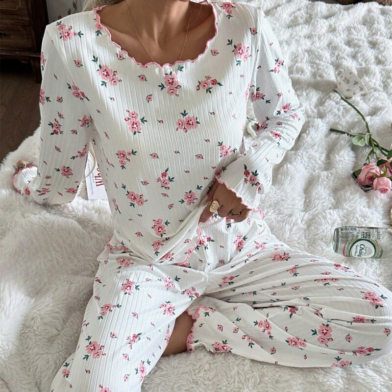 2026 European and American Cross-Border New Sweet Floral Pajamas European and American Style Floral V-Neck Women's Loungewear 2026 European and American Cross-Border New Sweet Floral Pajamas European and American Style Floral V-Neck Women's Loungewear