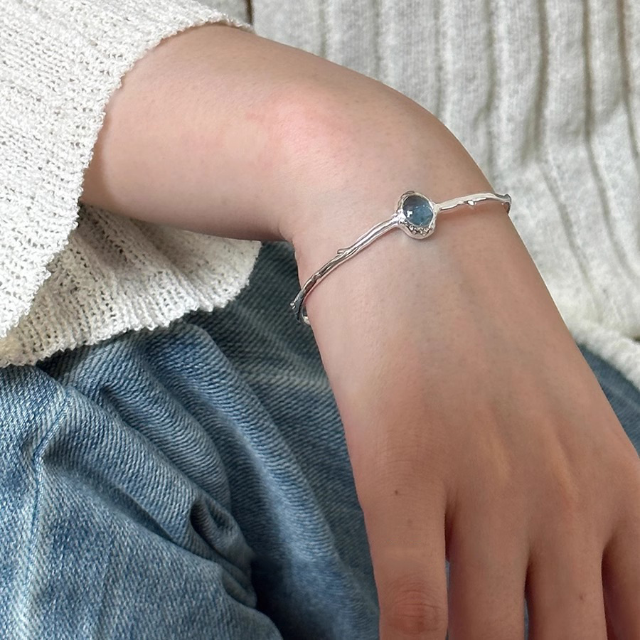 Fashionable small sapphire women's bracelet, design universal jewelry, Korean style, light luxury style, high-quality style 3