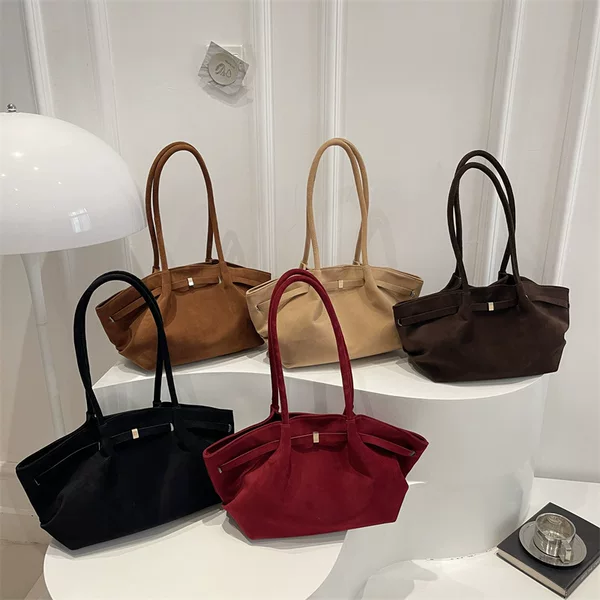 Wholesale High-End Retro Portable Bucket Bag Women's Bag 2025 Winter New Style Simple Light Luxury Shoulder Bag Trendy Armpit Bag