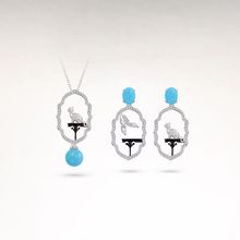 新中式宫猫戏柳绿松石项链镶钻轻奢高级感颈链小众设计绿松石吊坠