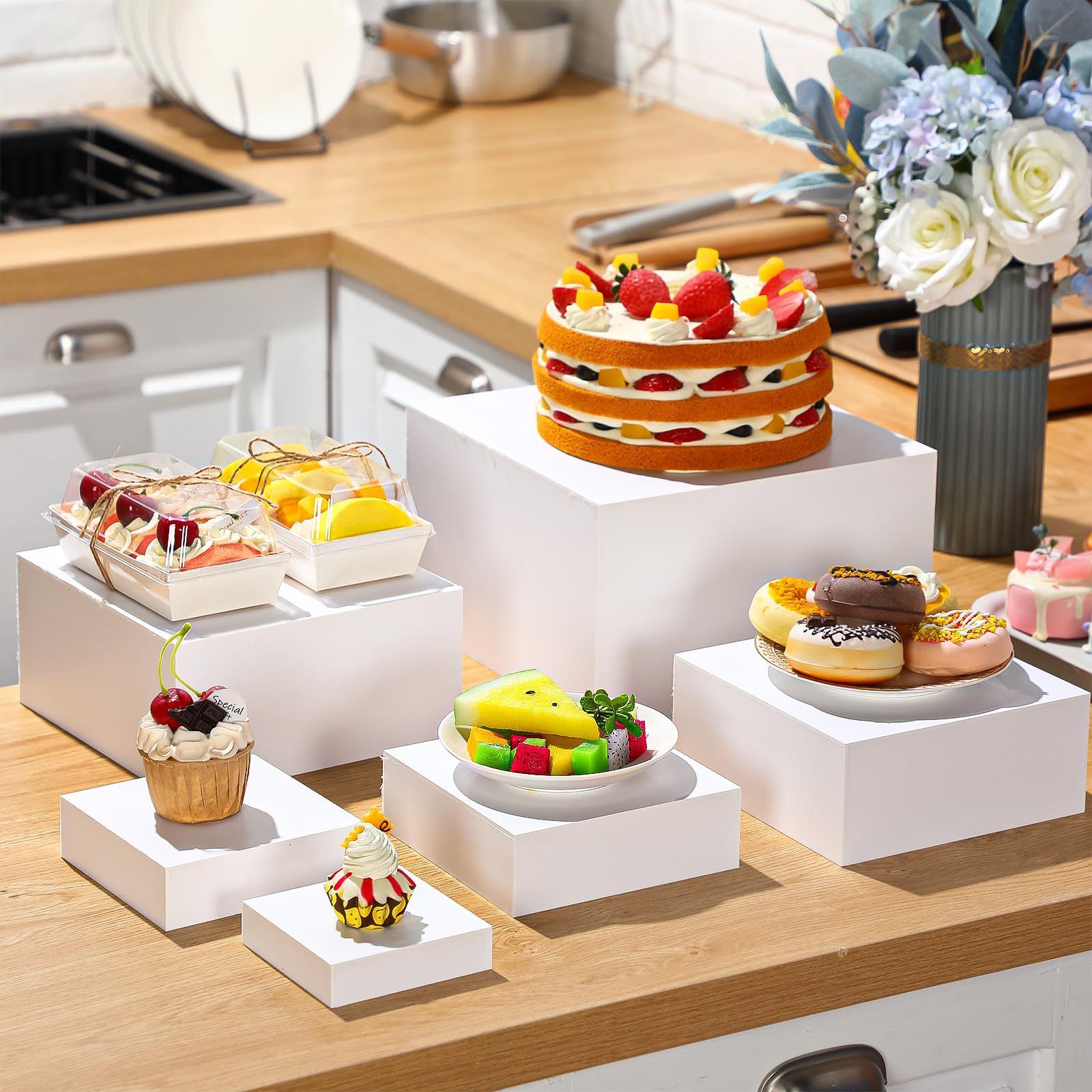 白色亚克力展示盒子美妆收纳甜品自助餐展示盒蛋糕展示架