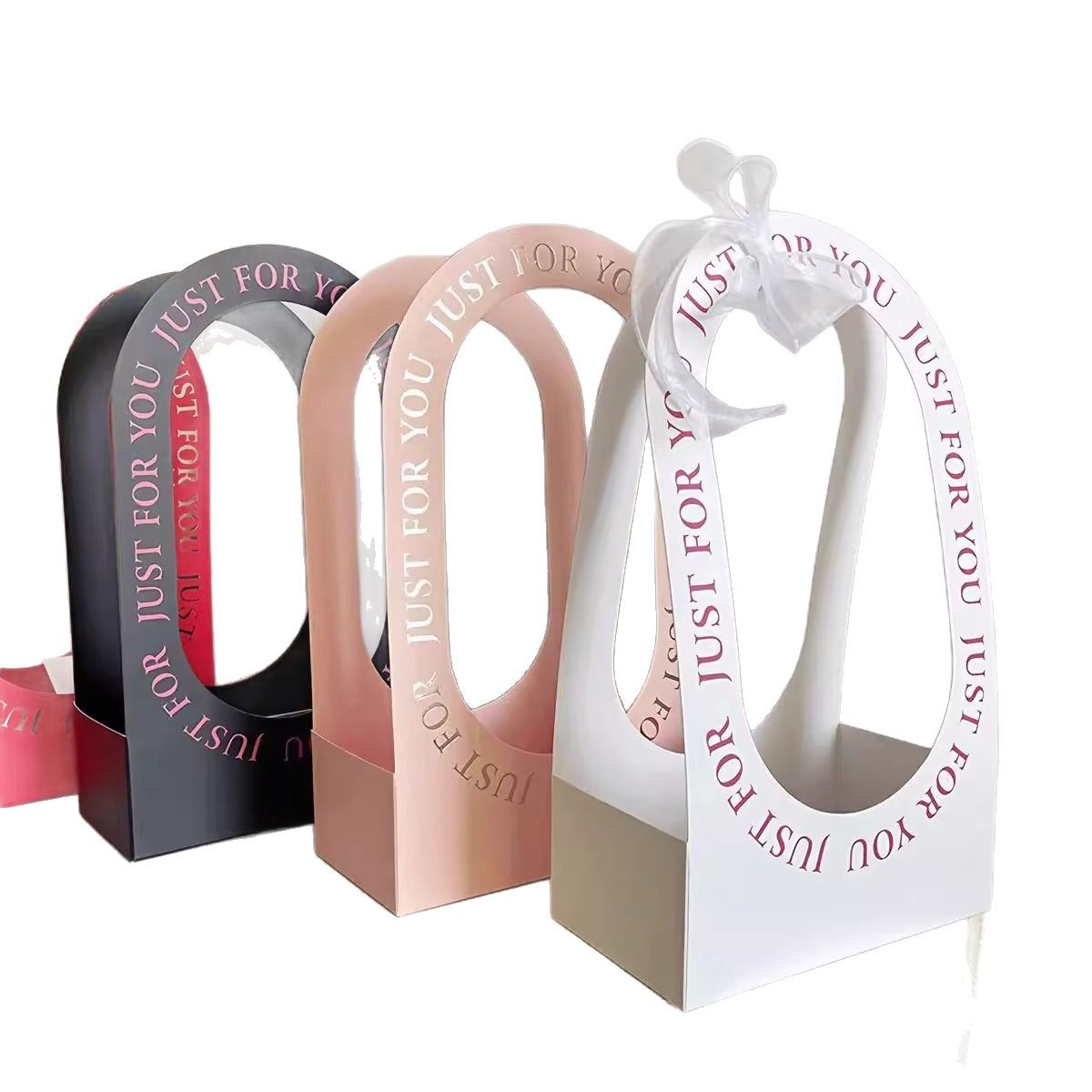 Día de San Valentín 520 flores caja de flores canasta hueca bolsa floral ramo floral hecha a mano caja de embalaje DIY material