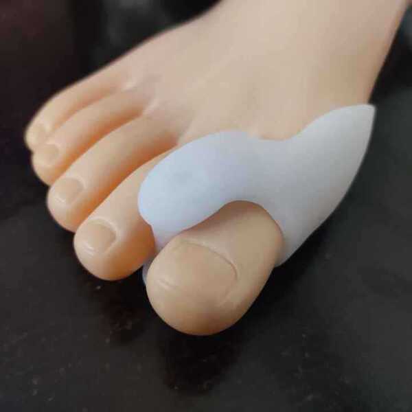 Thumb separator