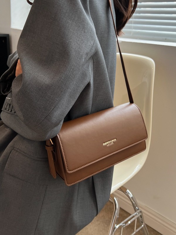 Diseño de nicho de alta calidad bolsos de moda para mujeres primavera y verano 2025, nuevo estilo universal bolso de hombro, bolso debajo de la axila