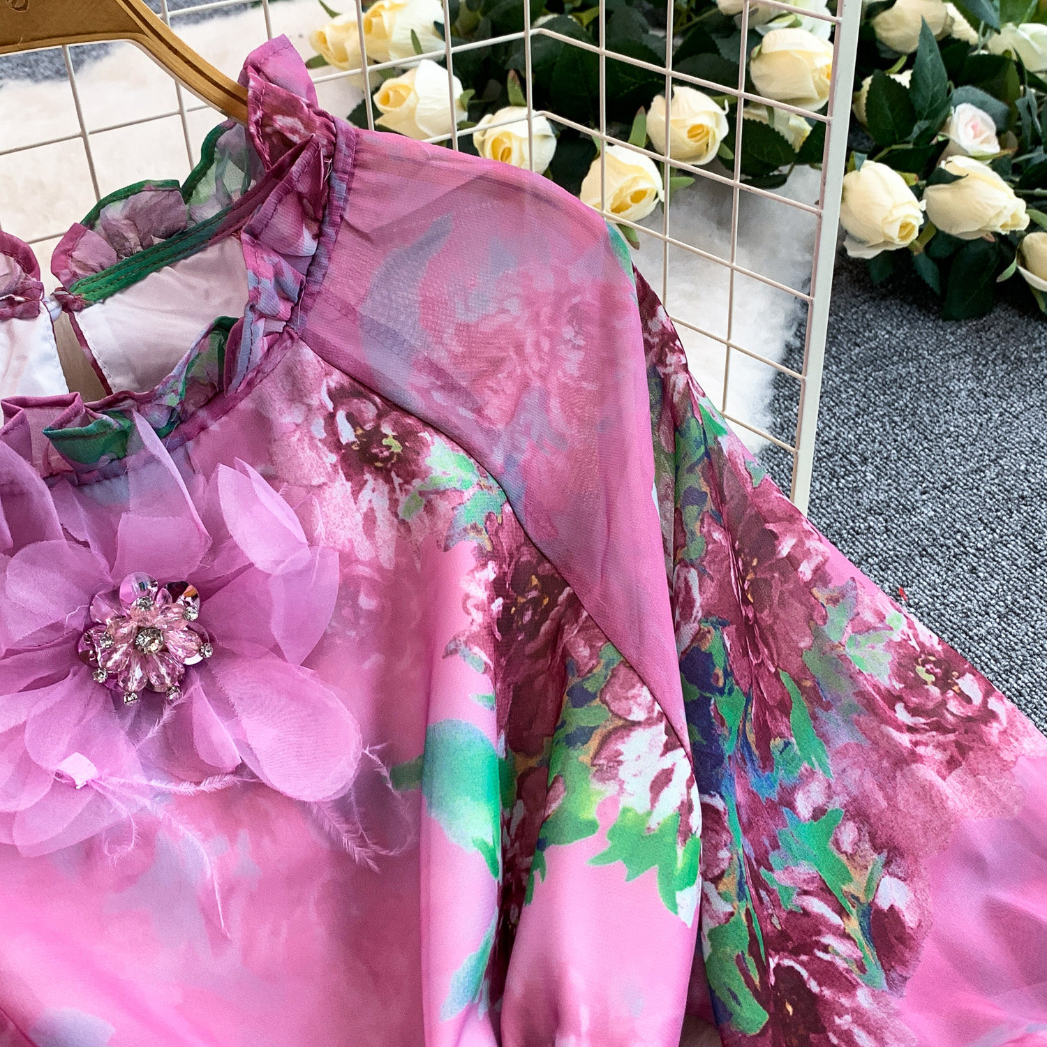 Women's Floral Ruffle Hem Maxi Dress with Puff Sleeves Elegant Romantic Design Flowy Chiffon One Size Fits Most_ecoleips.com