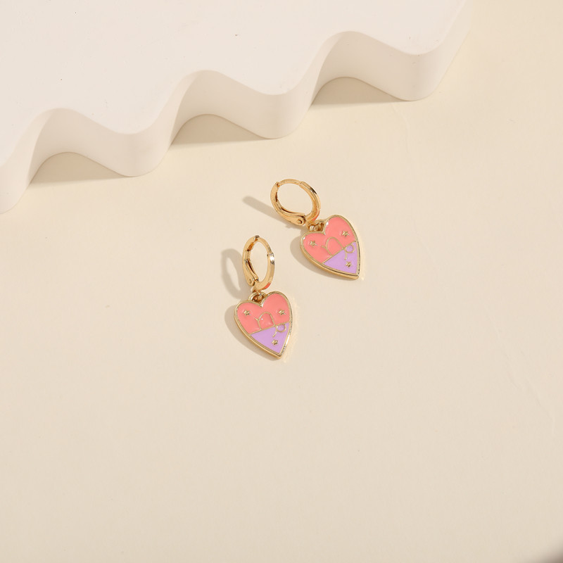 Fashion Heart Shape Copper Earrings Stoving Varnish Copper Earrings display picture 2