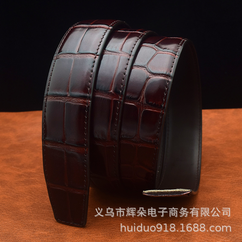 男性の高級本革ベルトはレトロなエンボス二階の牛革を持っています。