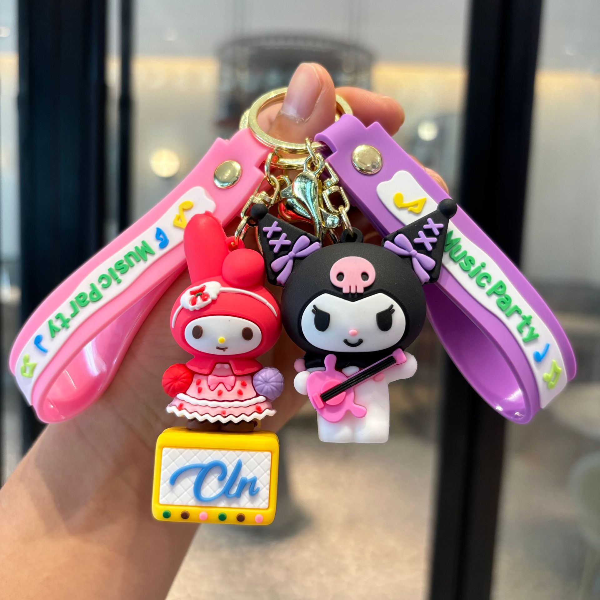 Fiesta de música llaveros Sanliou muñeca colgante para atrapar a niños pequeños regalos llaveros accesorios bolsas al por mayor