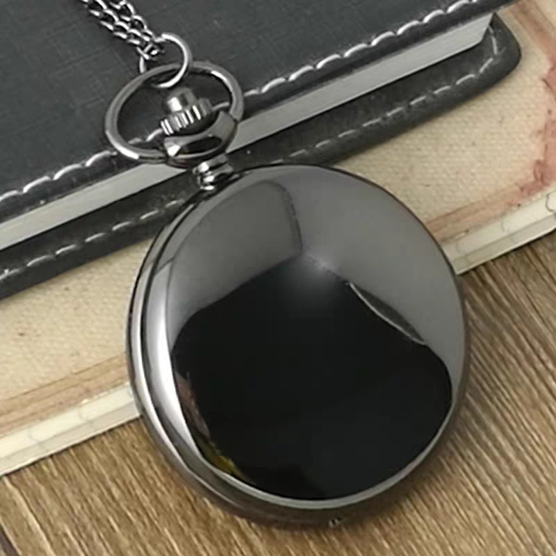 Simple Classic Flip-Top Pocket Watch for Men and Women, Student Watch Necklace, Flip-Top Fashion Creative Quartz Watch, Gift Souvenir Simple Classic Flip-Top Pocket Watch for Men and Women, Student Watch Necklace, Flip-Top Fashion Creative Quartz Watch, Gift Souvenir