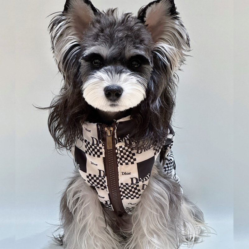 Dog Clothes Autumn and Winter Trendy Brand Pet Down Jacket Vest Warm Chanery Teddy Bixie Corgi Beaumi Dog Dog Clothes Autumn and Winter Trendy Brand Pet Down Jacket Vest Warm Chanery Teddy Bixie Corgi Beaumi Dog