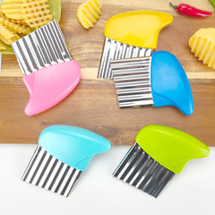 Creative Home Kitchen Tools Potato Wave Cutting Stainless Steel Corrugated Knife French Fries Cutter Strip Cutter Kitchen Helper