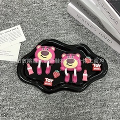 卡通可爱洞洞鞋配饰DIY可拆卸鞋花高级感草莓熊动漫鞋扣工厂批发