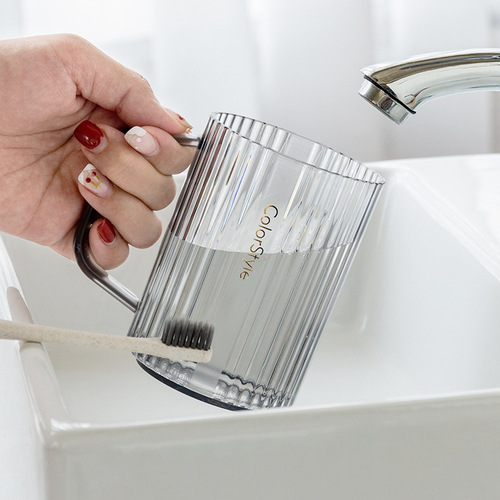 家用透明漱口杯简约牙杯牙缸洗漱杯创意塑料水杯条形情侣牙刷杯