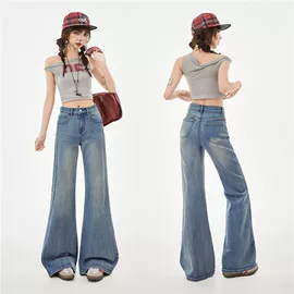 女式牛仔裤;女式衬衫;毛衣