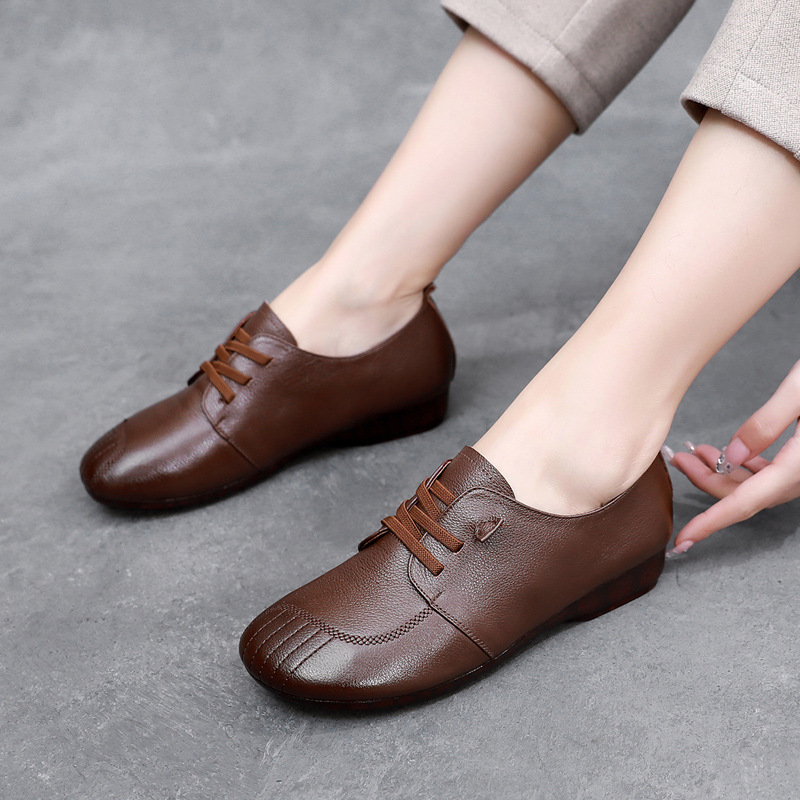 Single-layer shoes 2022 spring new soft bottom soft surface retro flat top layer cowhide loafers large size women's shoes peas shoes