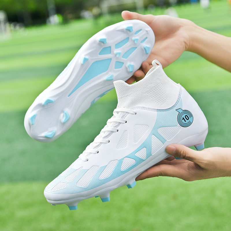 High-top football shoes men's long nail broken nail student children's professional training sneakers foreign trade Hot plus size football shoes High-top football shoes men's long nail broken nail student children's professional training sneakers foreign trade Hot plus size football shoes