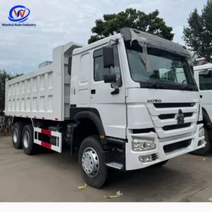 Refurbished right-hand drive HOWO 6×4 dump truck, 371 horsepower, complete overhaul, excellent condition, mining dump truck
