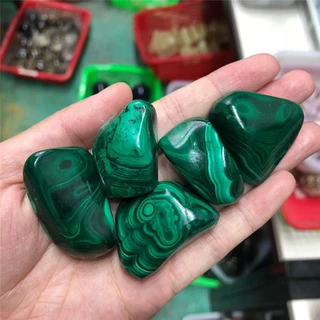 厂家批发天然孔雀石滚石大颗粒抛光碎石天然原石打磨鱼缸造景石