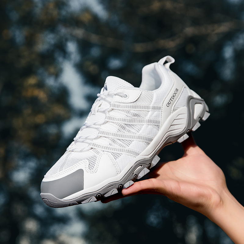 Zapatos de montaña al aire libre para hombres primavera y verano nuevos zapatos de senderismo al aire libre transpirables antideslizantes y desgaste zapatos de retroceso para hombres y mujeres