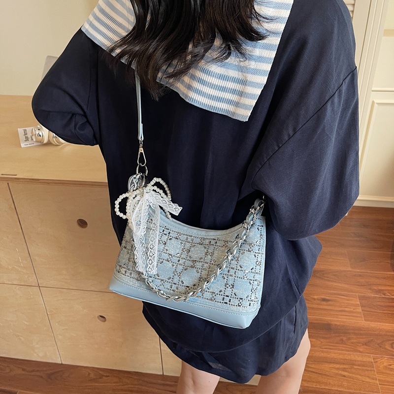 Bolso de axila de cadena de diamantes calientes de verano para mujer 2025 nuevo bolso de hombro de moda de moda bolsa de mensajero de moda de nicho