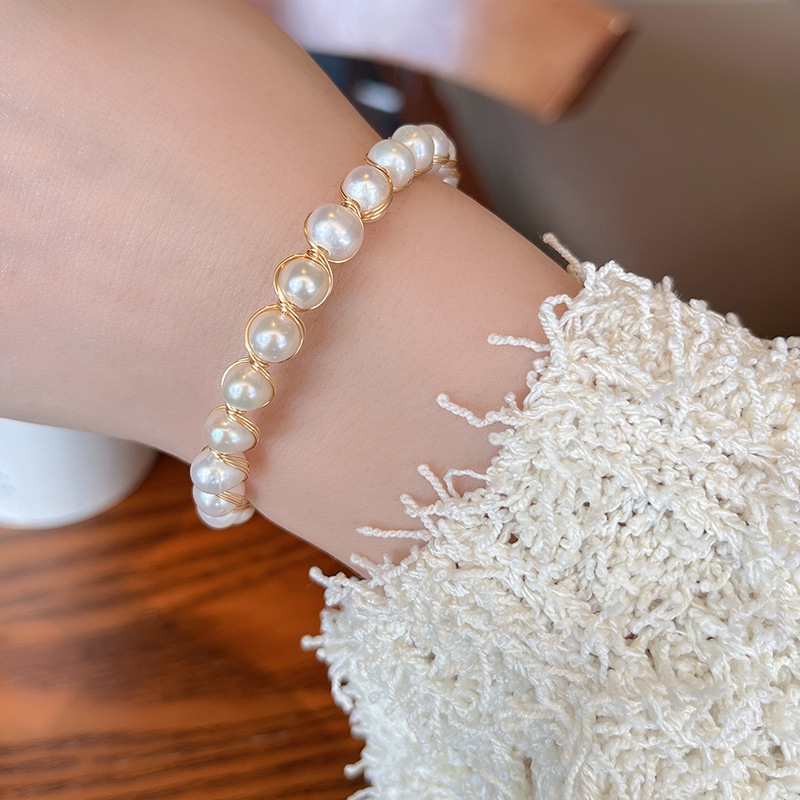 Fashion Round Pearl Beaded Handmade Bracelets 1 Piece