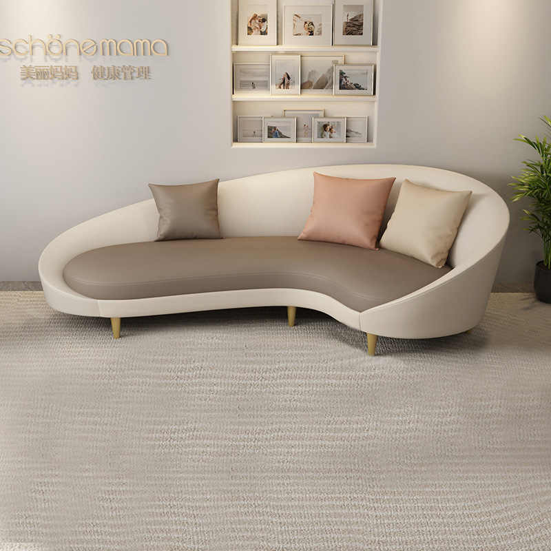 Tienda de ropa nórdica sofá moderno simple arco neto rojo en forma creativa lujo salón belleza ocio tienda recepción