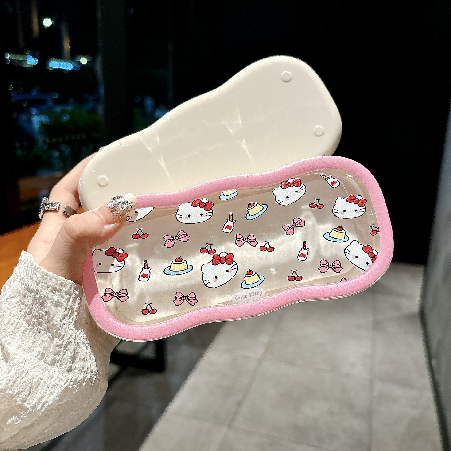 Caja de gafas transparentes de borde de la nube, alta sensación de almacenamiento portátil, niños, niños, niños, estudiantes, lindos, caja de gafas al por mayor