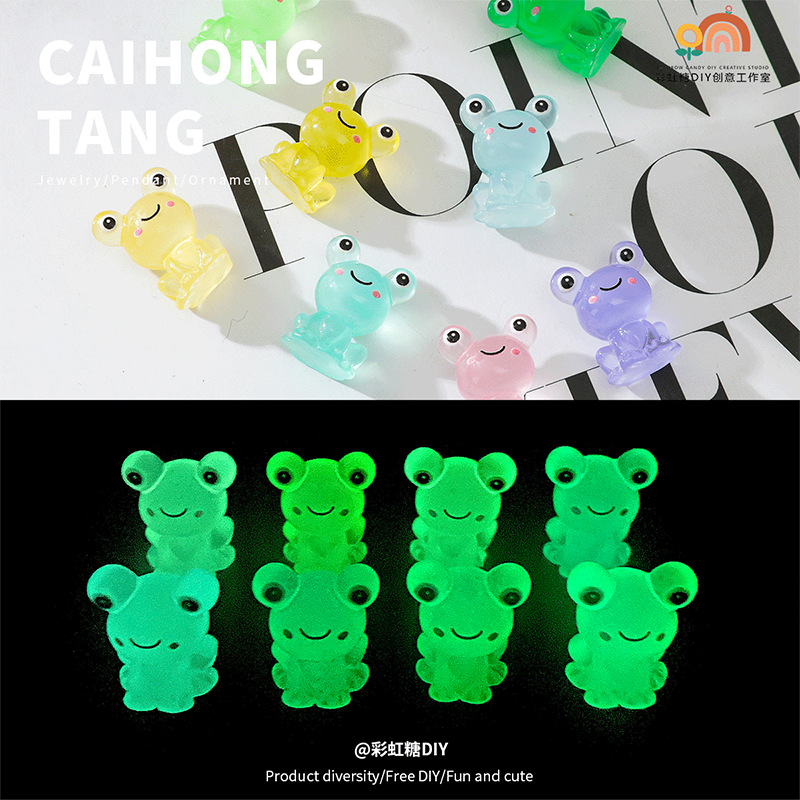 cartoon cute three dimensional doll