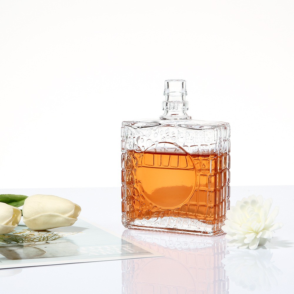 晶白料透明玻璃瓶500ml鳄鱼纹加厚白酒瓶保健药酒瓶威士忌洋酒瓶