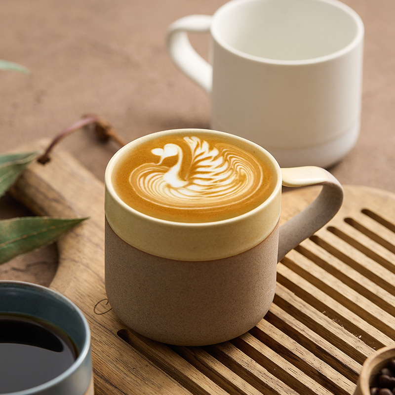 Taza de mango en forma de U con montañas y ríos, taza de alto valor, taza de pareja, regalo de mano, taza de cerámica Dehua, regalo al por mayor