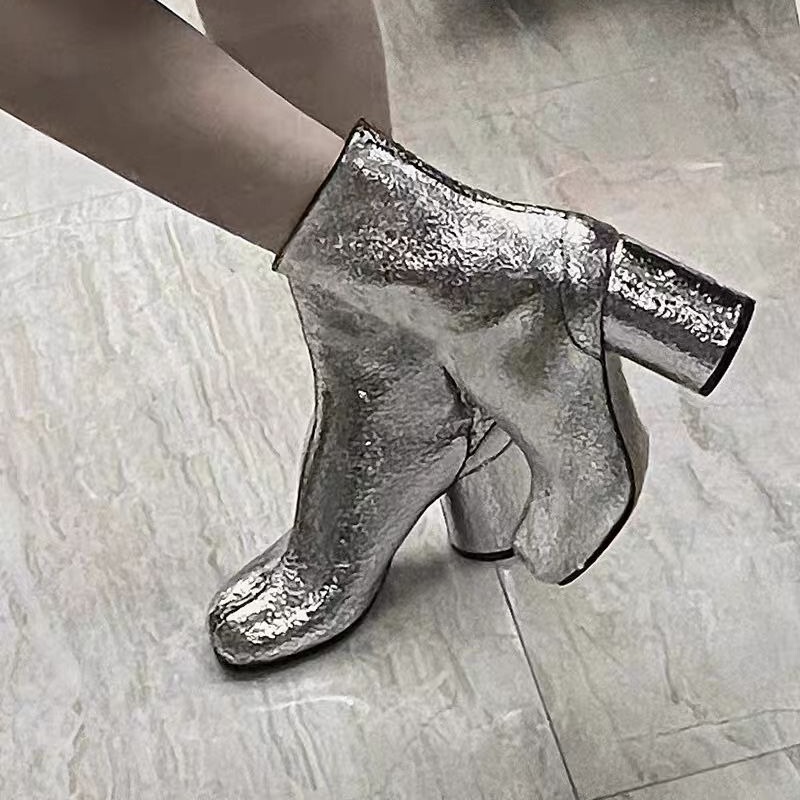   Star's Same Tabi Split-Toe Shoes, High-Heeled Short Boots, Women's Pig's Trotters, Sheep's Trotters and Horseshoe 8cm Short Boots, Pig's Foot Mid-Tube