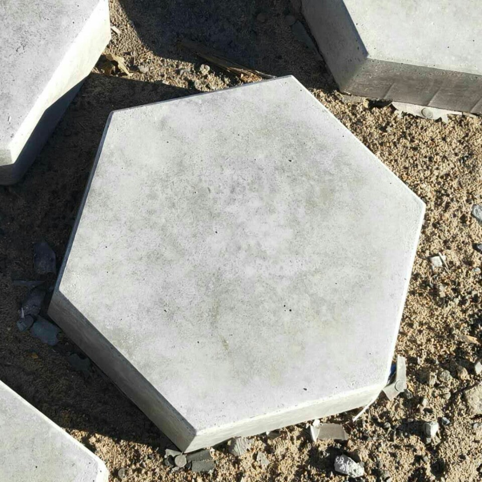 实心六角砖形广场地砖 水利河道公路护坡砖 六角护坡砖河道砖