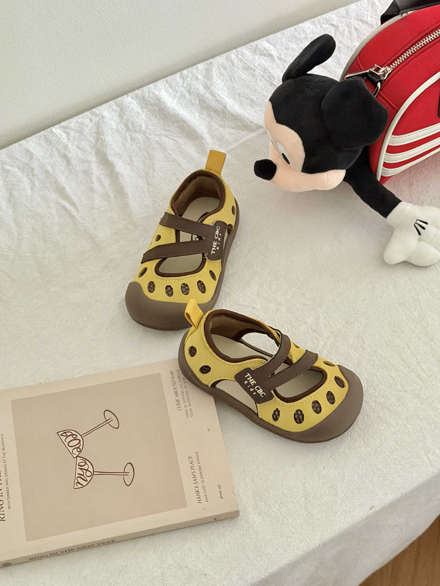 Vintage yellow