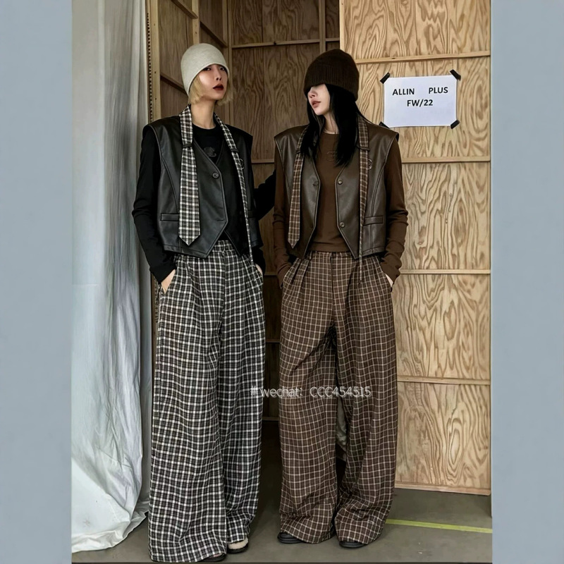 Shenzhen Nanyou 2026 early autumn new collection: elastic long-sleeved base layer + leather vest + plaid wide-leg pants, a three-piece set