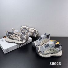 36923��ͯ˧����Ь2026�¿��ļ������������ٴ�����ɳ̲��Ь