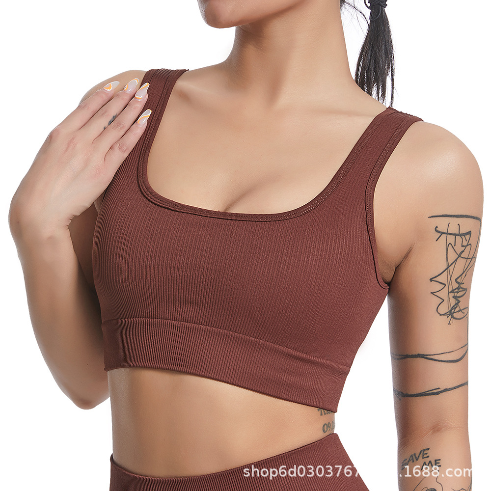 다크 브라운-스퀘어 칼라