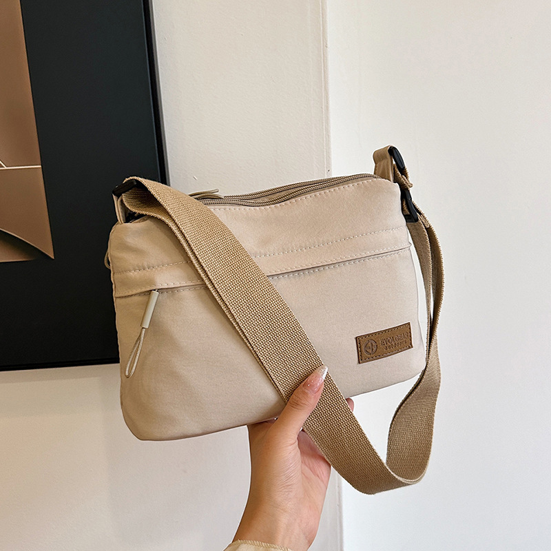 Internet Celebrity Popular Bags for Women 2024 New Women's Crossbody Bag Versatile Women's Bag Fashionable Shoulder Crossbody Bag Casual Internet Celebrity Popular Bags for Women 2024 New Women's Crossbody Bag Versatile Women's Bag Fashionable Shoulder Crossbody Bag Casual