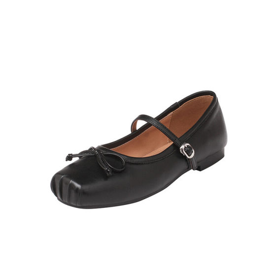 Two kinds of leather ~ inside and outside full leather bow soft bottom shoes women's new one word with square head sweet pig nose shoes