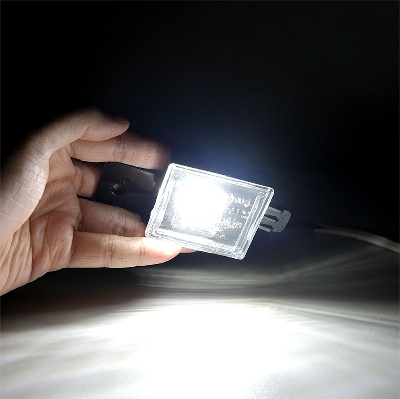 Suitable for Chevrolet Silverado 1500/2500/3500 Gmc Sierra Modified Led License Plate Light Decoding