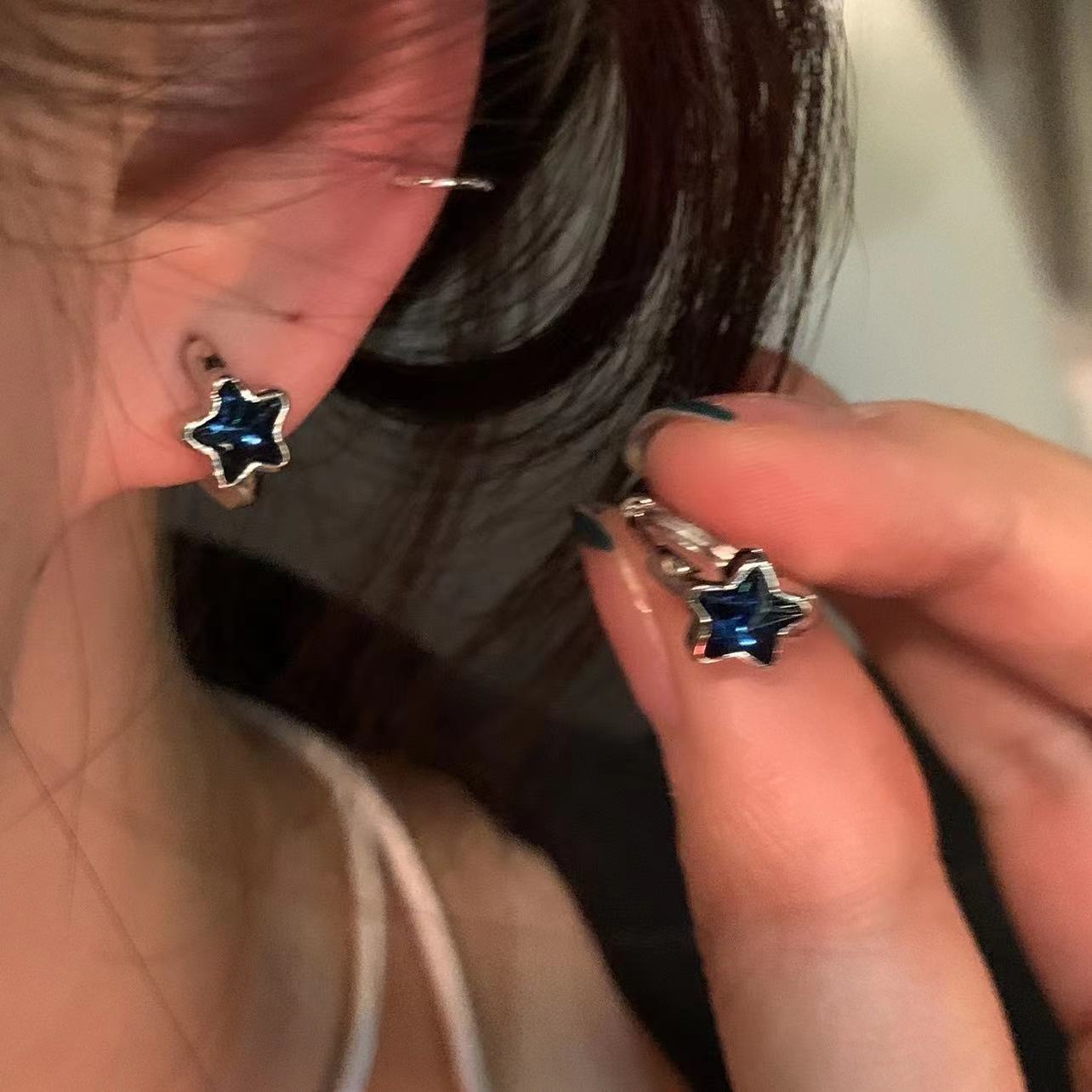 Women's Gender 1 Pair Elegant Star Alloy Hoop Earrings