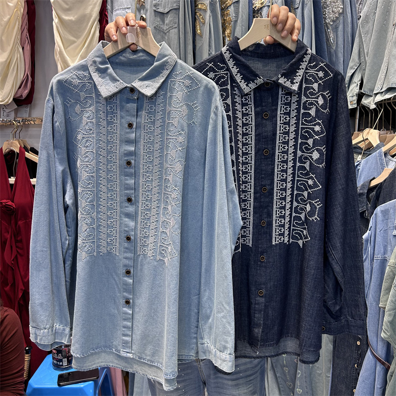 European Fashion Heavy-Duty Embroidered Denim Shirt for Women, New Spring and Autumn Style, Loose Long-Sleeve Design, Niche Trendy Top European Fashion Heavy-Duty Embroidered Denim Shirt for Women, New Spring and Autumn Style, Loose Long-Sleeve Design, Niche Trendy Top