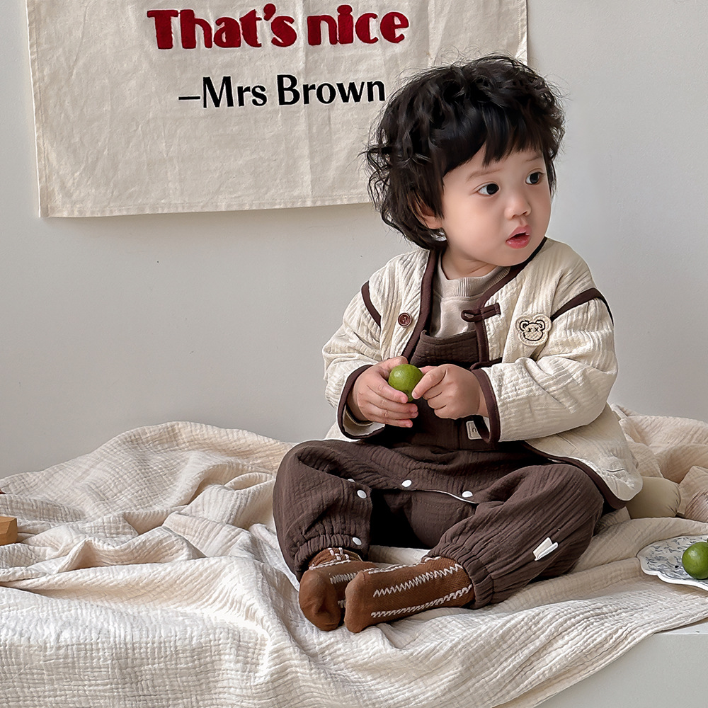 Ropa para niños primavera y otoño niño Maillard traje babero traje suéter traje de otoño de tres piezas traje de salida