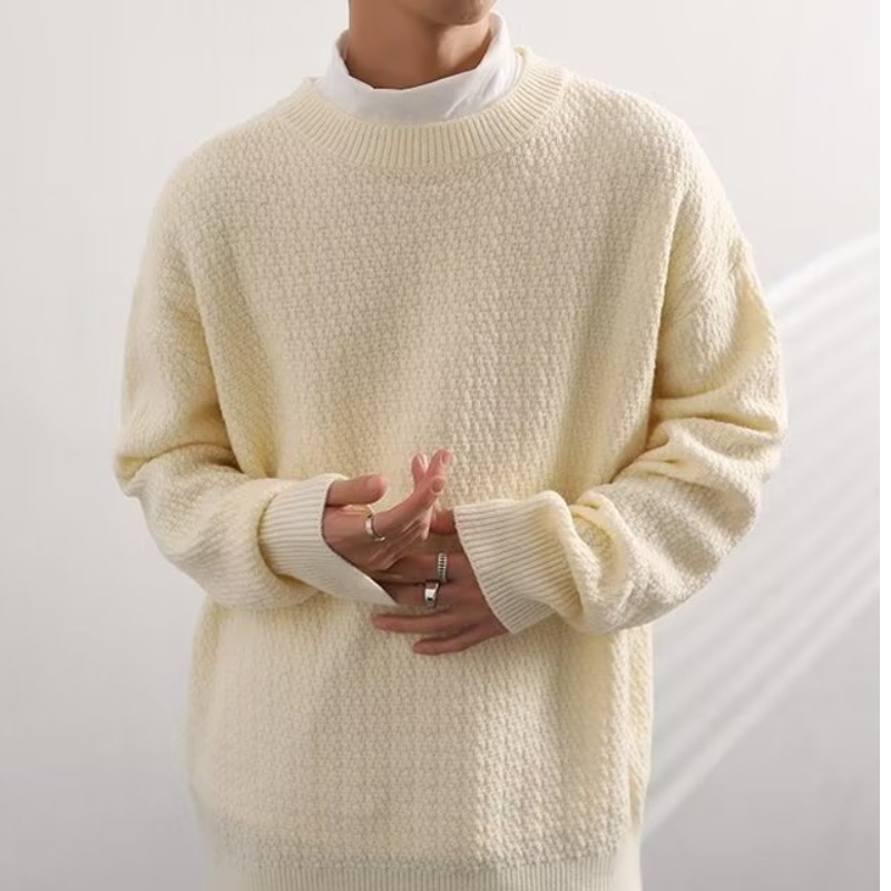 Demi-season sweater with a round collar