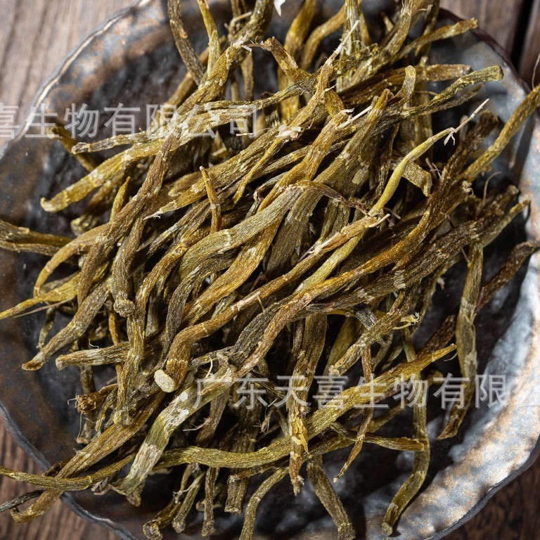 珍虫石斛条味道甘醇通体胶质无渣无硫磺煲汤煲水枫斗石斛批发代发