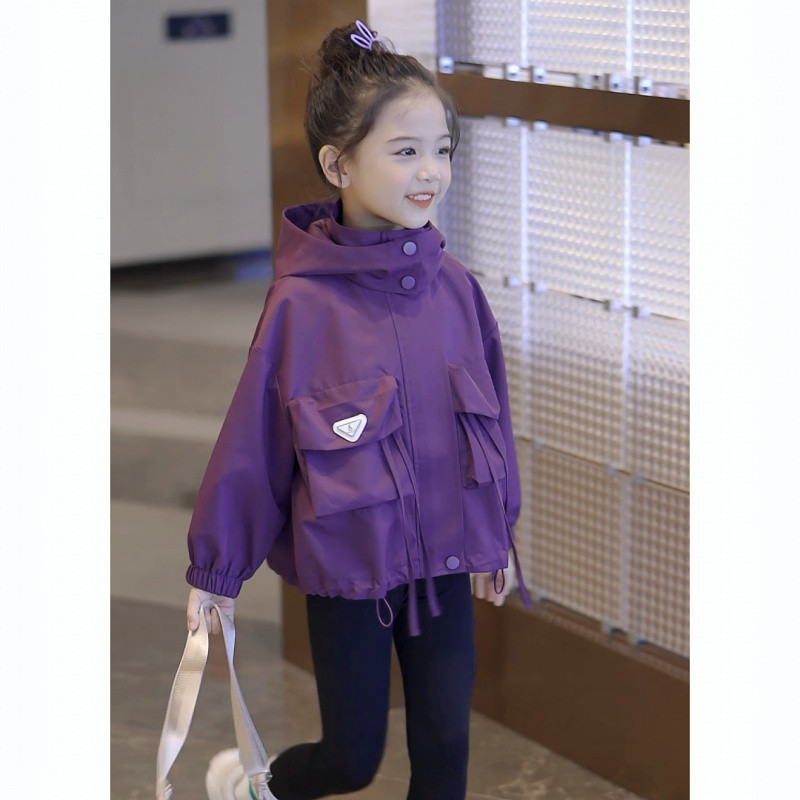 (2개) 소녀의 봄과 가을 코트 2024 가을 새로운 어린이 서양식 어린 소녀의 경량 후드 스포츠 캐주얼 탑