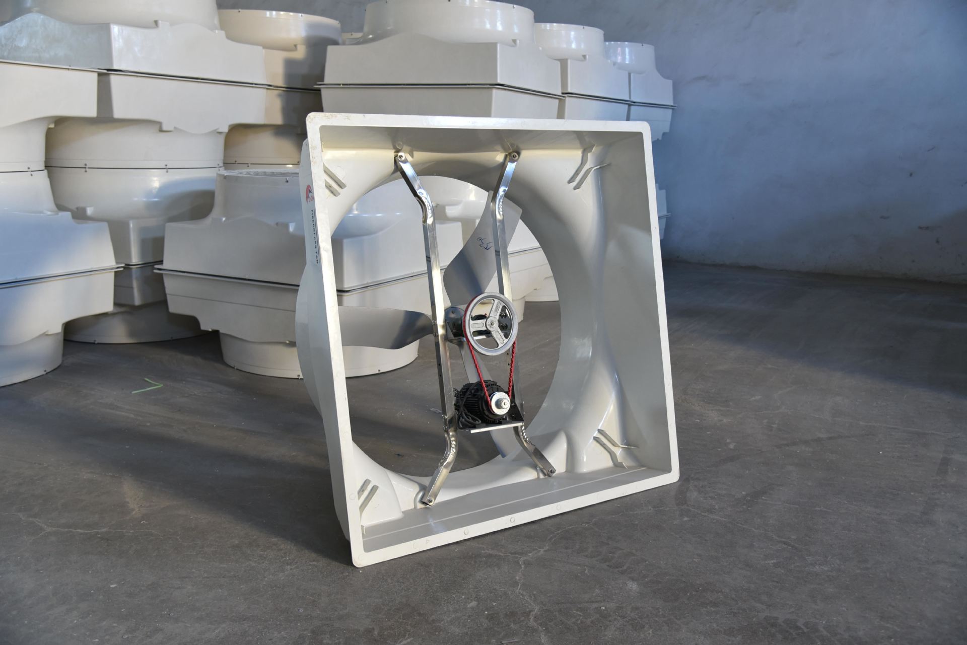 猪场防腐玻璃钢负压风机喇叭口拢风筒排气扇