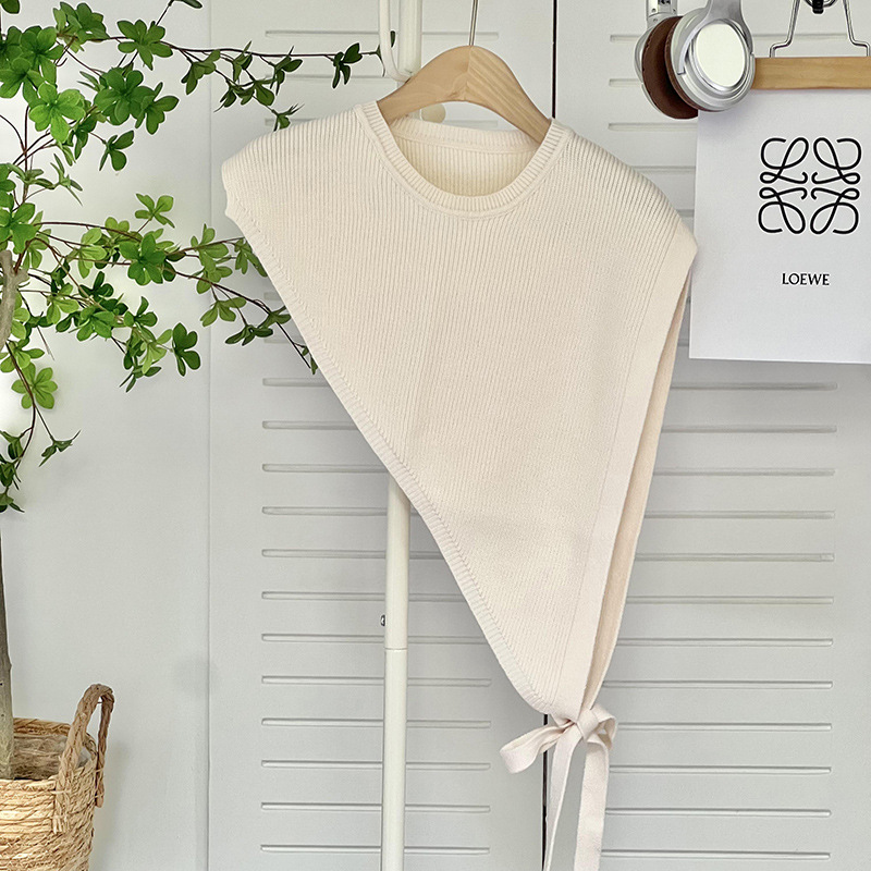 Chaleco de tejido con chaleco triángulo biselado estilo de color superpuesto se puede personalizar abrigo corto de invierno de alta calidad clips de caballo