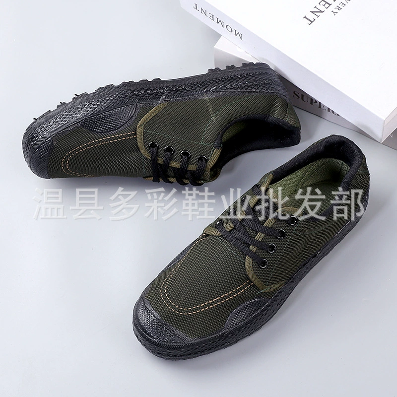 Производитель резиновой подошвы с низким выпуском, парусиновая рабочая тренировочная обувь с высоким берцем, уличная обувь с низким верхом, обувь для фермы 99 оптом