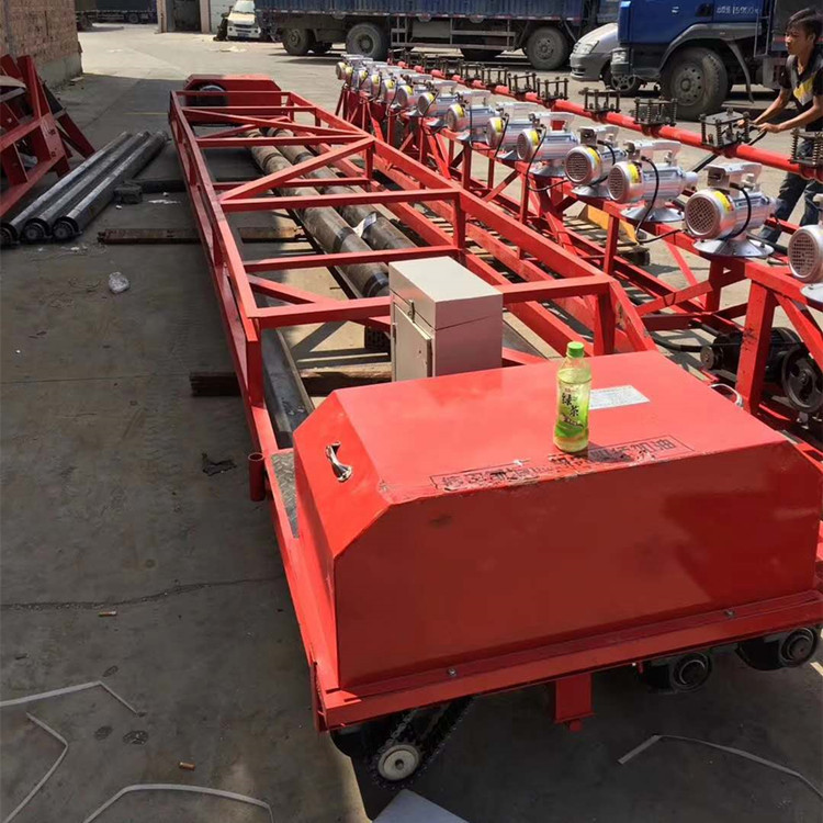 供应混凝土排式振捣整平机 带震动棒的振动摊铺机 排式振捣机